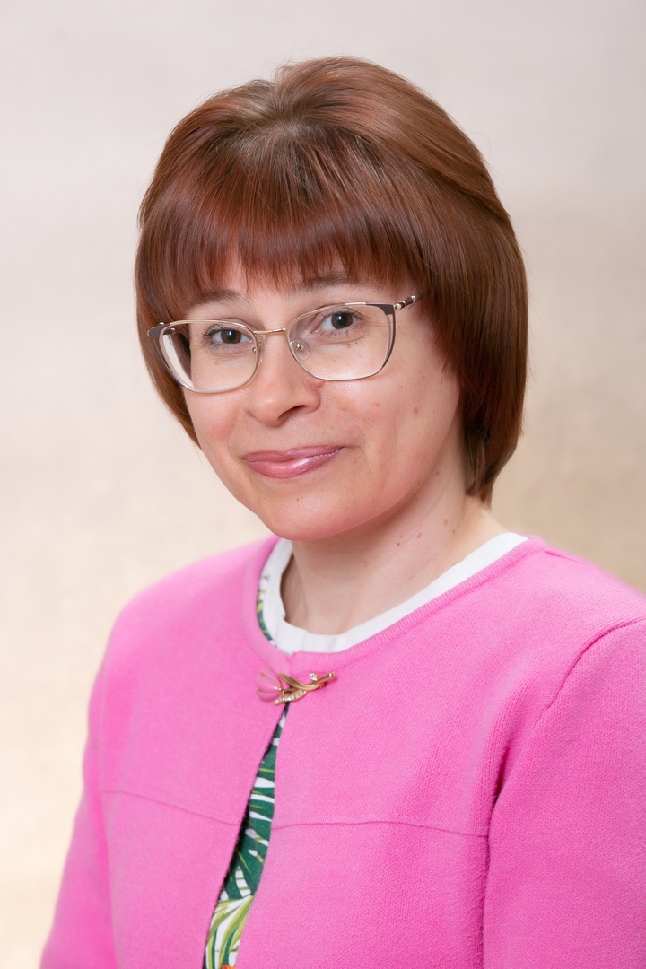 Соколова Валентина Михайловна.